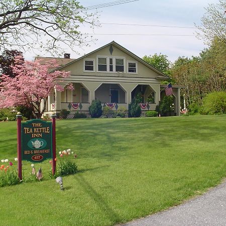 The Tea Kettle Inn Manheim Exterior photo